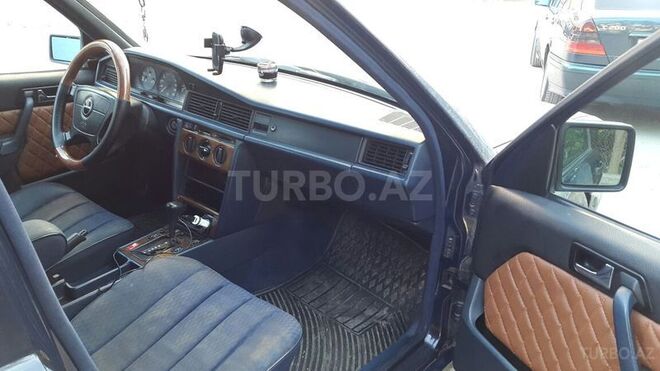 Mercedes 190 1992, 135,623 km - 2.0 l - Xırdalan