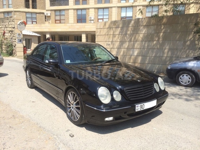 Mercedes E 280 2000, 195,000 km - 2.8 l - Bakı