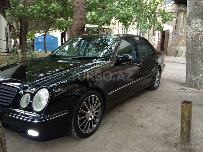 Mercedes E 280 2000, 195,000 km - 2.8 l - Bakı