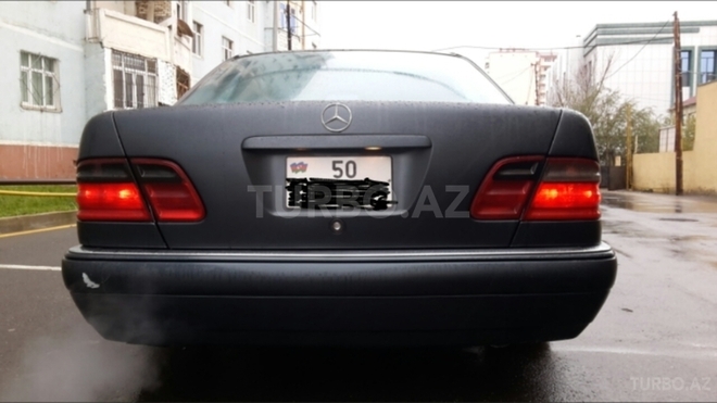 Mercedes E 320 1997, 222,222 km - 3.2 l - Sumqayıt
