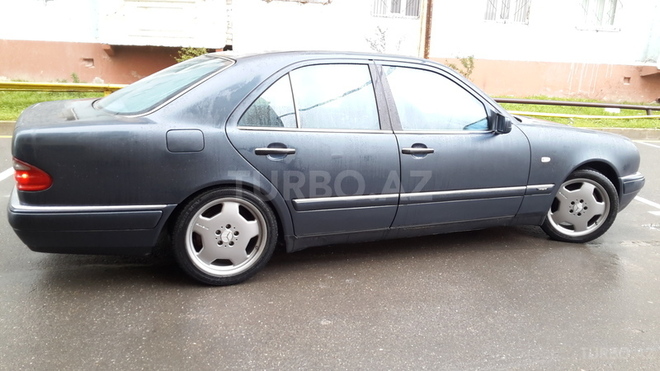 Mercedes E 320 1997, 222,222 km - 3.2 l - Sumqayıt