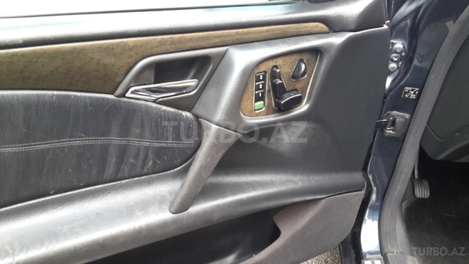 Mercedes E 320 1997, 222,222 km - 3.2 l - Sumqayıt