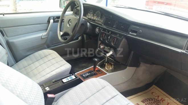 Mercedes 190 1991, 283,000 km - 1.8 l - Bakı