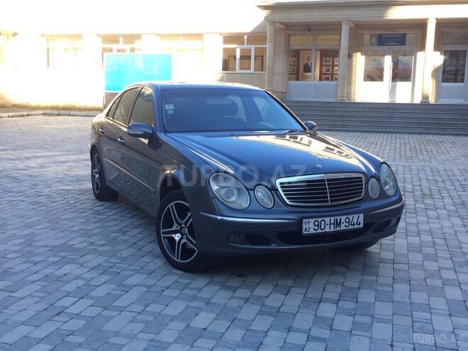 Mercedes E 240 2004, 270,000 km - 2.6 l - Bakı