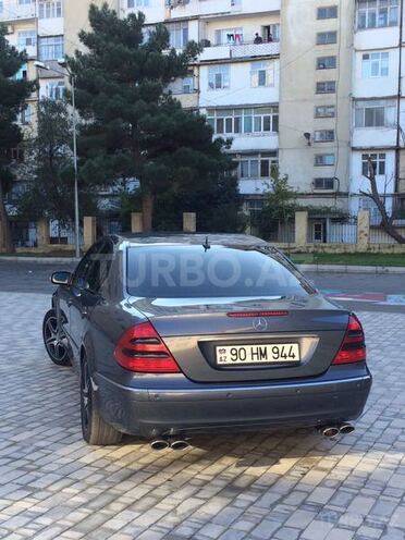 Mercedes E 240 2004, 270,000 km - 2.6 l - Bakı