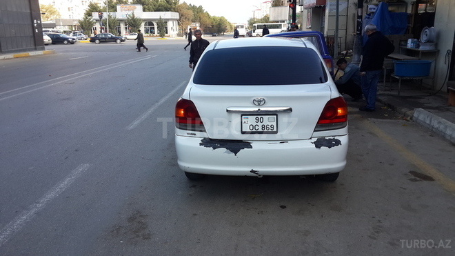 Toyota Yaris 2005, 25,000 km - 1.3 l - Bakı