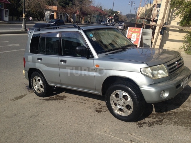 Mitsubishi Pajero io 1998, 200,000 km - 1.8 l - Bakı