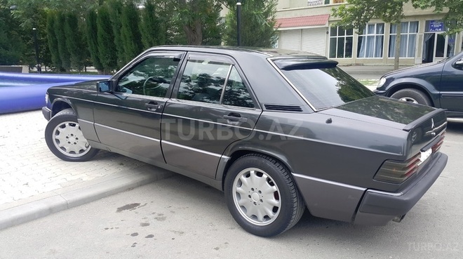 Mercedes 190 1991, 250,000 km - 2.3 l - Bakı