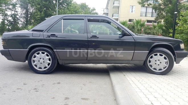 Mercedes 190 1991, 250,000 km - 2.3 l - Bakı