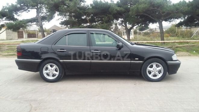 Mercedes C 230 1999, 210,000 km - 2.3 l - Bakı