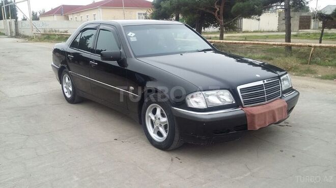Mercedes C 230 1999, 210,000 km - 2.3 l - Bakı