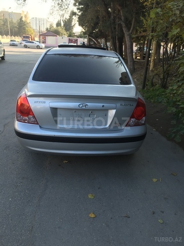 Hyundai Elantra 2003, 235,000 km - 2.0 l - Bakı