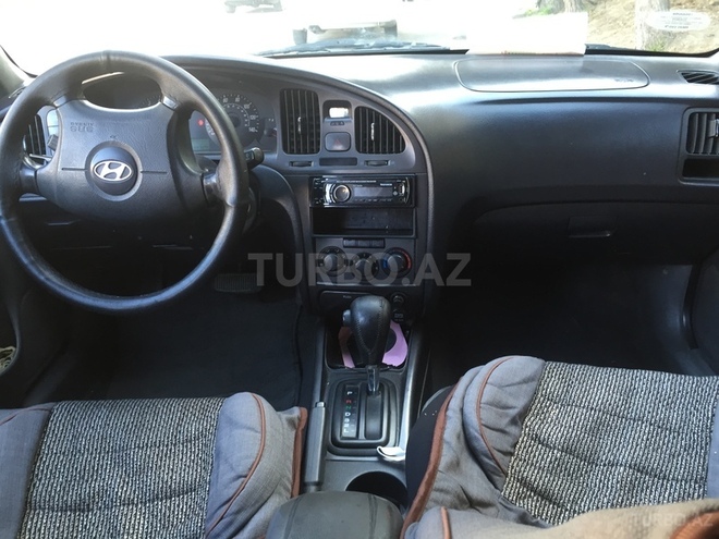 Hyundai Elantra 2003, 235,000 km - 2.0 l - Bakı