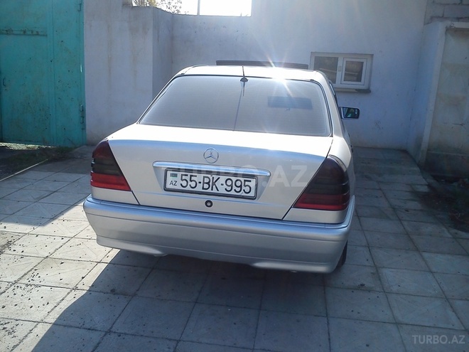 Mercedes C 180 1997, 22,000 km - 1.8 l - Mingəçevir