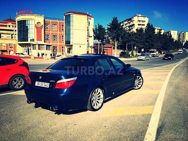 BMW 530 2003, 247,000 km - 3.0 л - Bakı
