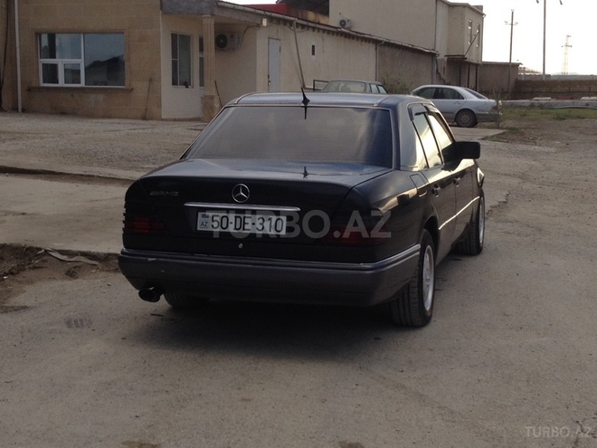 Mercedes E 300 1994, 362,000 km - 3.0 l - Sumqayıt