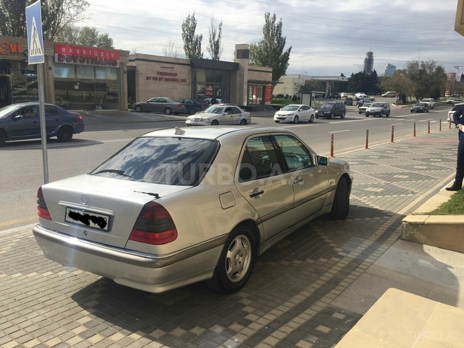 Mercedes C 250 1998, 210,000 km - 2.5 л - Bakı
