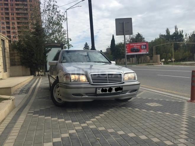 Mercedes C 250 1998, 210,000 km - 2.5 л - Bakı