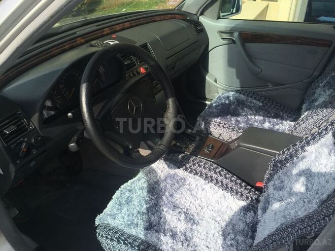 Mercedes C 250 1998, 210,000 km - 2.5 л - Bakı