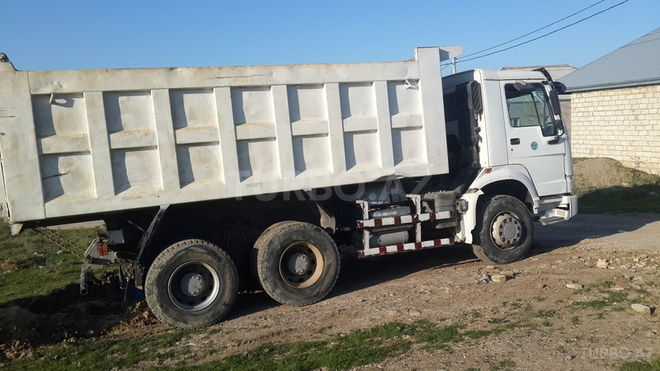 HOWO Sinotruk 2008, 400,000 km - 9.5 l - Bakı