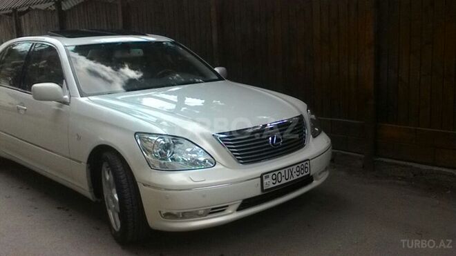Lexus LS 430 2004, 235,000 km - 4.3 l - Bakı