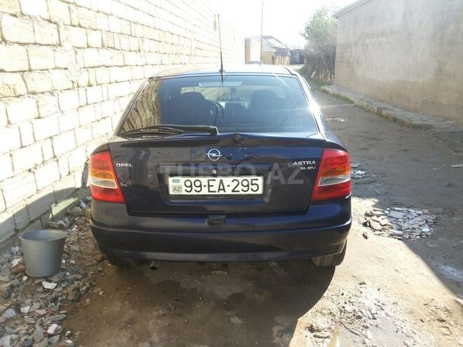 Opel Astra 2000, 250,000 km - 1.6 л - Sumqayıt