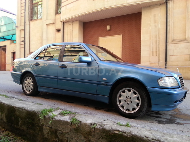 Mercedes C 180 1999, 2,300,456 km - 1.8 l - Bakı
