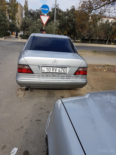 Mercedes E 220 1994, 340,000 km - 2.2 l - Bakı