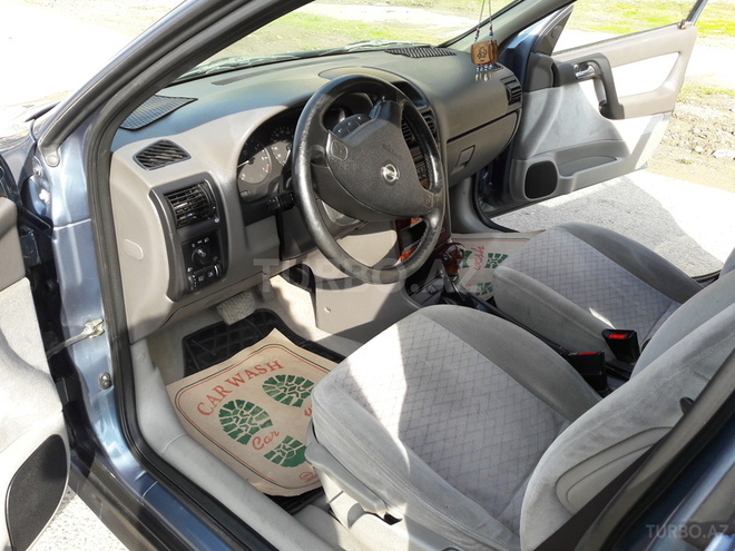 Opel Astra 1998, 245,000 km - 2.0 л - Sumqayıt