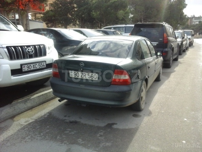 Opel Vectra 1997, 220,000 km - 1.8 l - Bakı