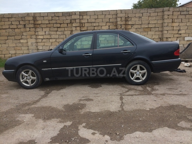 Mercedes E 280 1997, 25,000 km - 2.8 l - Sumqayıt