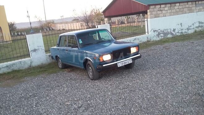 LADA (VAZ) 2107 2007, 62,000 km - 1.6 l - Füzuli