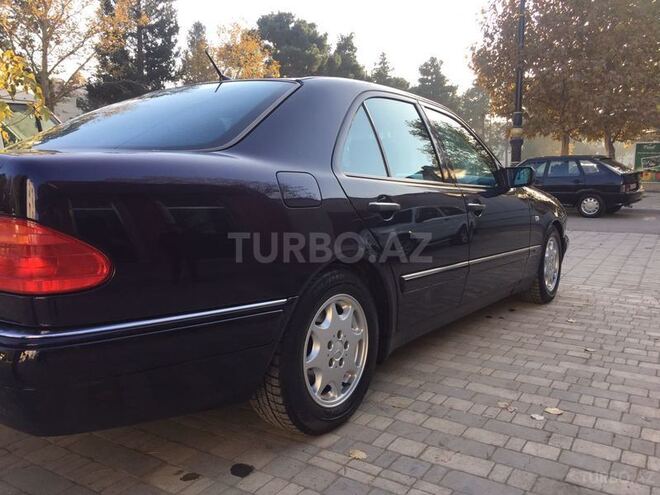 Mercedes E 240 1999, 163,500 km - 2.4 л - Gəncə