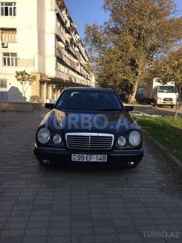Mercedes E 240 1999, 163,500 km - 2.4 л - Gəncə