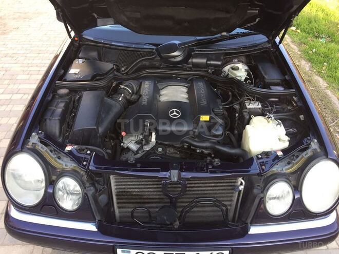 Mercedes E 240 1999, 163,500 km - 2.4 л - Gəncə