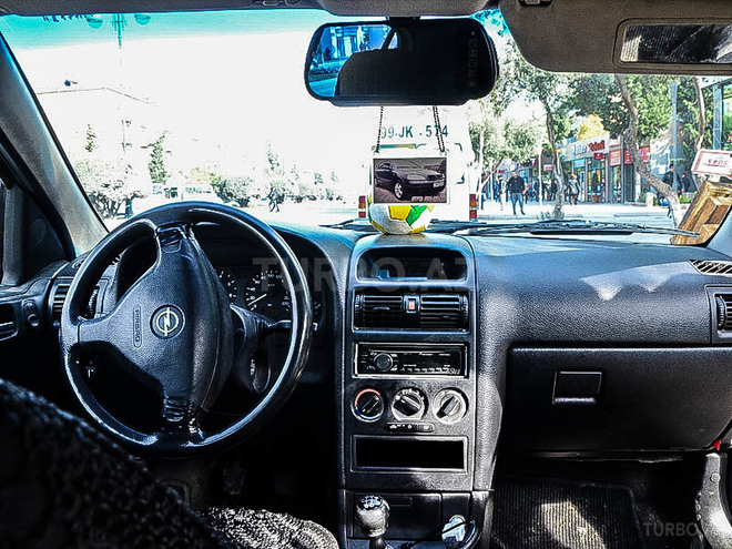 Opel Astra 1999, 32,500 km - 1.6 l - Sumqayıt