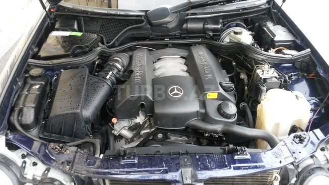 Mercedes E 240 2000, 214,000 km - 2.4 l - Bakı