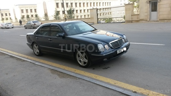 Mercedes E 240 2000, 214,000 km - 2.4 l - Bakı