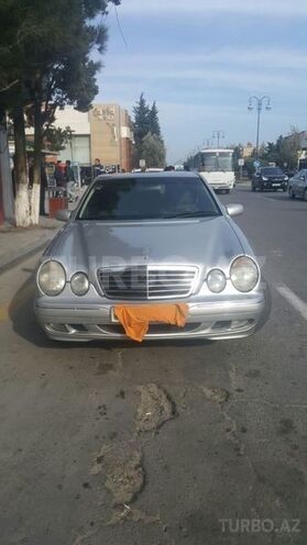 Mercedes E 220 2002, 228,009 km - 2.2 l - Bakı