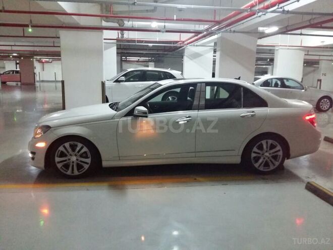 Mercedes C 300 2013, 56,000 km - 3.0 l - Bakı