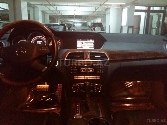 Mercedes C 300 2013, 56,000 km - 3.0 l - Bakı