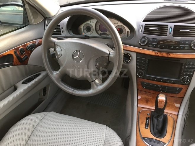 Mercedes E 320 2002, 274,622 km - 3.2 l - Sumqayıt