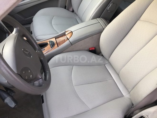 Mercedes E 320 2002, 274,622 km - 3.2 l - Sumqayıt