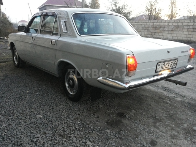 GAZ 24-10 1990, 1,000,000 km - 2.3 l - Qax