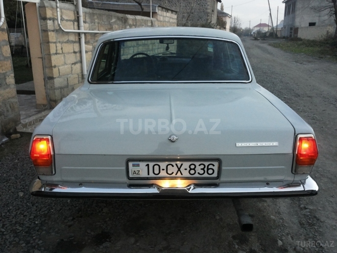 GAZ 24-10 1990, 1,000,000 km - 2.3 l - Qax