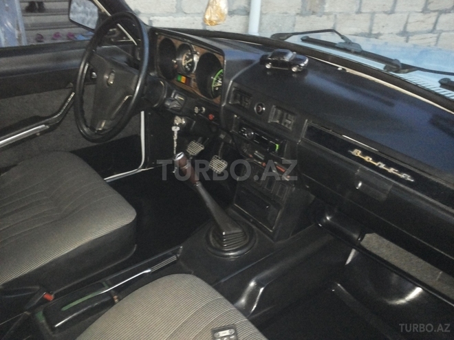 GAZ 24-10 1990, 1,000,000 km - 2.3 l - Qax