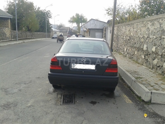 Mercedes C 180 1994, 270,000 km - 1.8 l - Oğuz