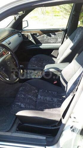 Mercedes E 240 1997, 213,409 km - 2.4 l - Bakı