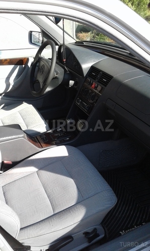 Mercedes C 280 1998, 280,000 km - 2.8 l - Masallı