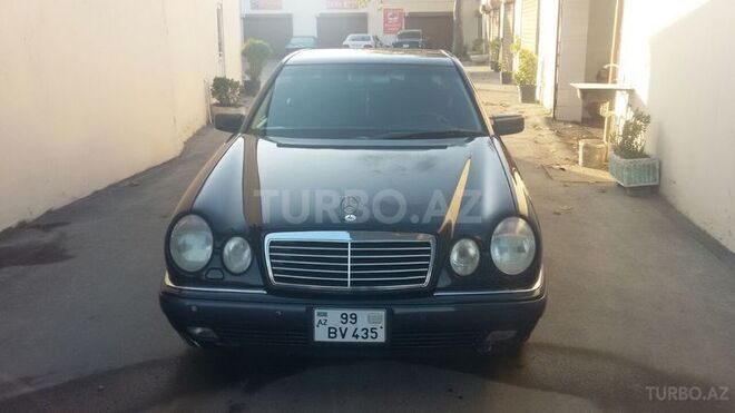 Mercedes E 240 1999, 240,000 km - 2.4 l - Bakı